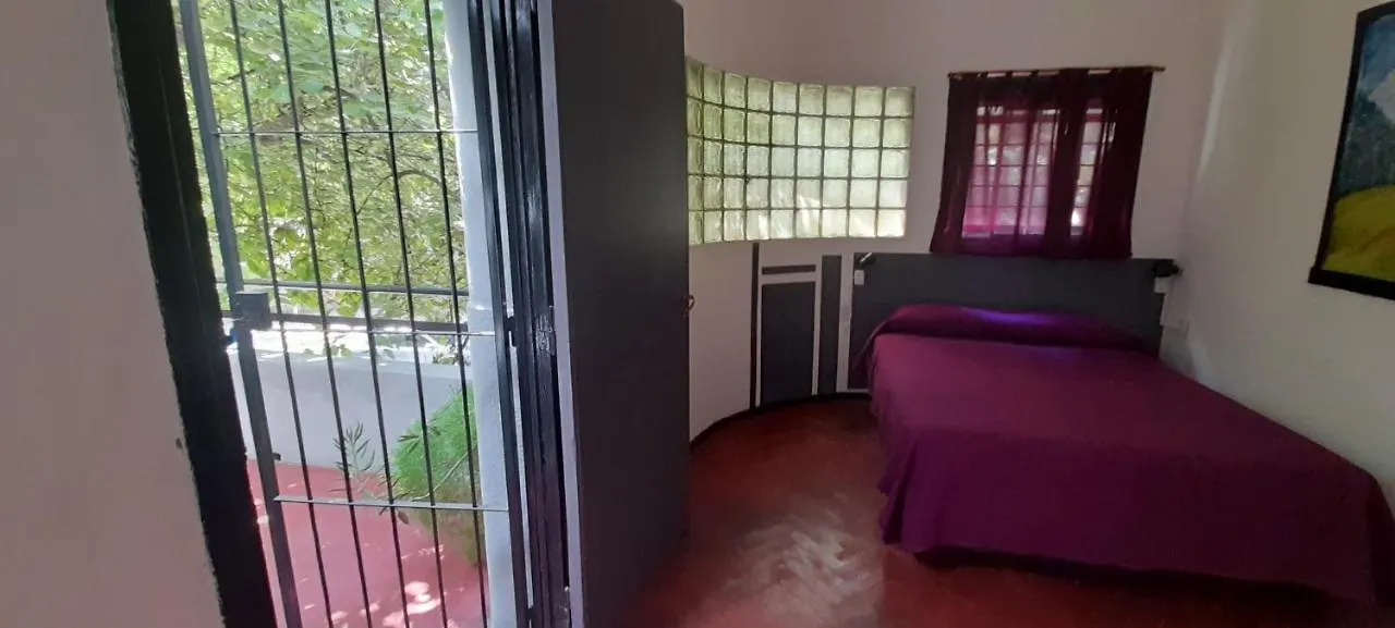 לינה וארוחת בוקר מנדוזה Pequena Estacion B&B